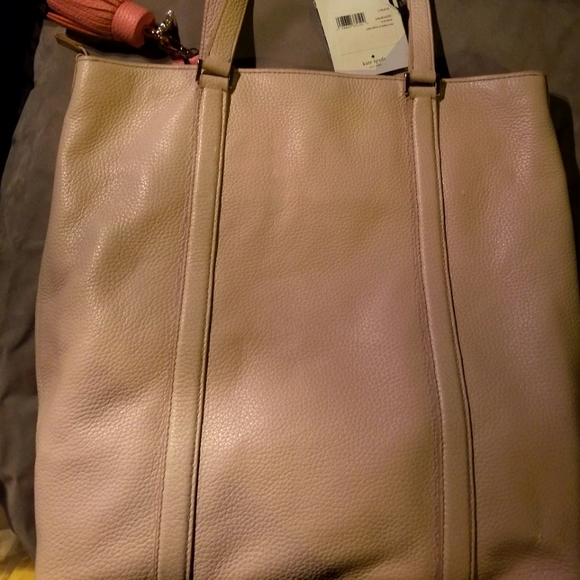 Kate Spade On Purpose North South Leather Tote in Pale Vellum Pebble Leather Bag - Picture 2 of 4